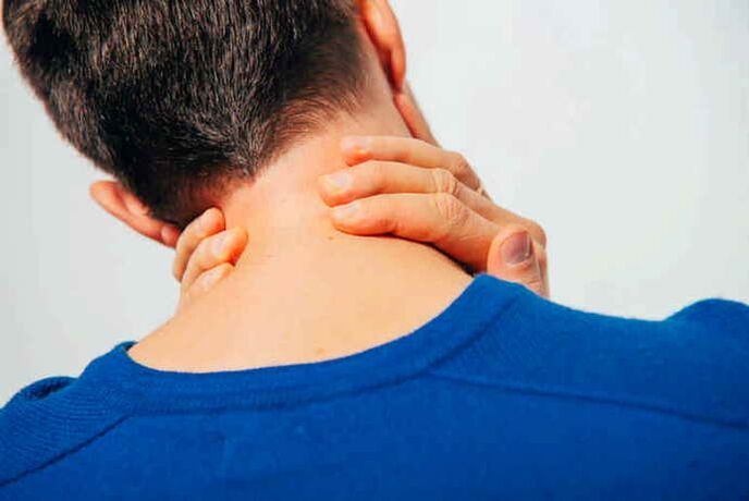 біль в шиї при остеохондрозі