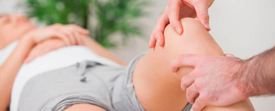 масаж коліна при болях